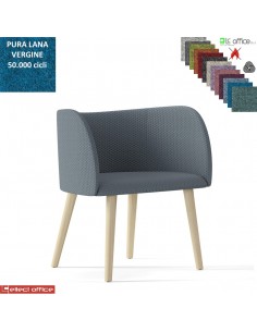 Round Poltroncina con base a 4 gambe in legno frassino verniciato naturale rivestimento in Lana vergine Class 1 IM