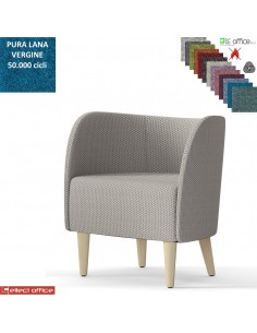 Round Poltrona con 4 piedi legno frassino verniciato naturale rivestimento in Lana vergine Class 1 IM